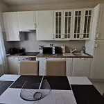 Kovacs Apartmanhaz * Balatonfured