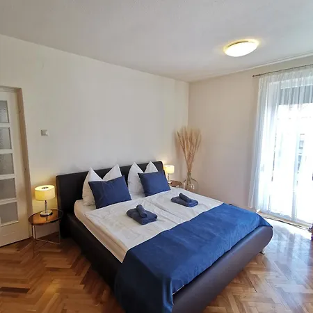 Kovacs Apartmanhaz * Balatonfured