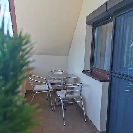 Daire Kovacs Apartmanhaz *
